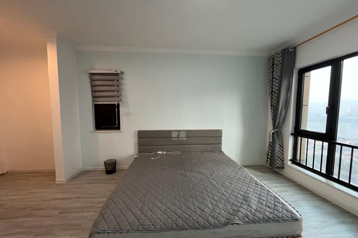 晟通牡丹舸  3室2厅2卫    5500.0元/月 晟通牡丹舸  3室2厅2卫    5500.0元/月室内图