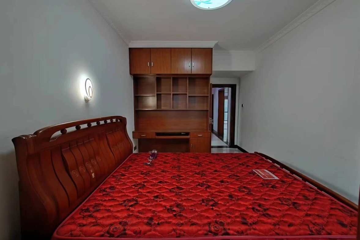 龙泰熙城 3室2厅2卫 75.0万 龙泰熙城 3室2厅2卫 75.0万室内图