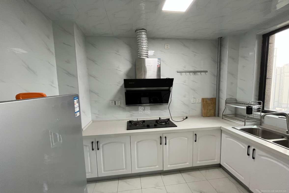 晟通牡丹舸  3室2厅2卫    5500.0元/月 晟通牡丹舸  3室2厅2卫    5500.0元/月室内图