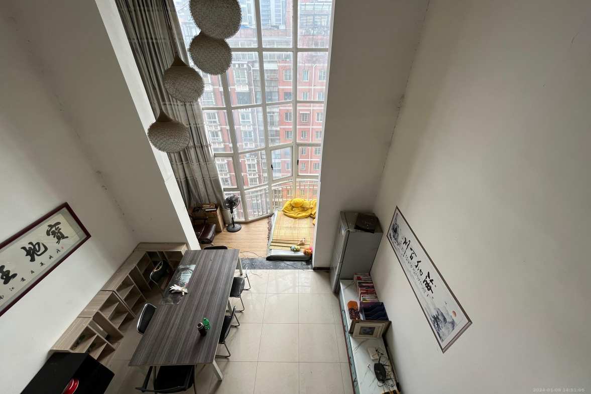 都江新城(都江新苑)  7室2厅2卫    2800.0元/月 都江新城(都江新苑)  7室2厅2卫    2800.0元/月室内图