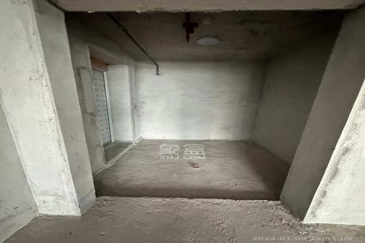 福晟翡翠湾 4室2厅2卫 6500.0元/月 福晟翡翠湾 4室2厅2卫 6500.0元/月室内图