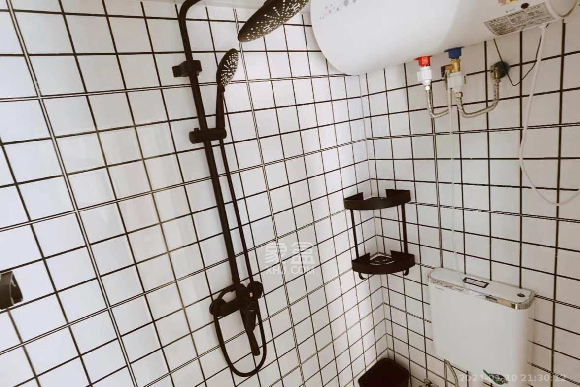 山水新城 1室1厅1卫 1650.0元/月 山水新城 1室1厅1卫 1650.0元/月室内图