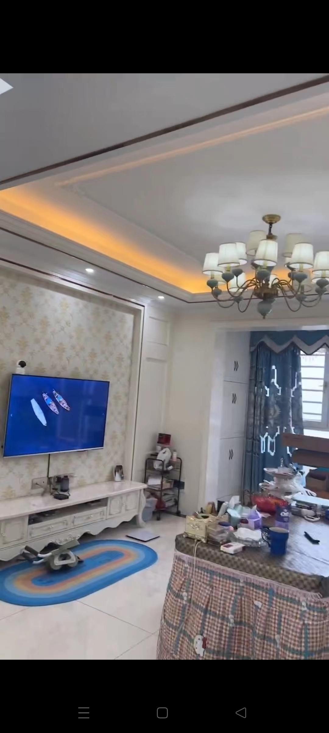 百弘学府城  3室2厅2卫    98.8万客厅