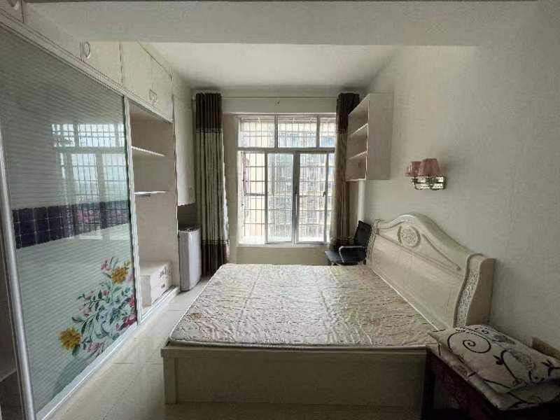 五洲富隆中心  1室1厅1卫    950.0元/月室内图