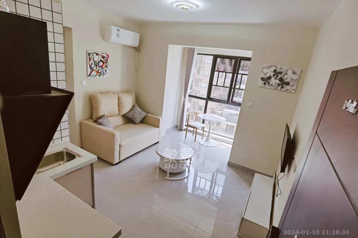 山水新城 1室1厅1卫 1650.0元/月 山水新城 1室1厅1卫 1650.0元/月室内图