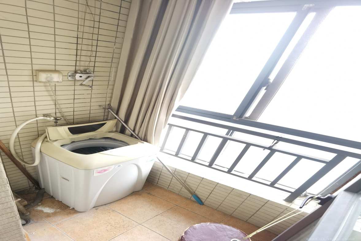 兰亭优壳(隽峰苑) 1室1厅1卫 1400.0元/月 兰亭优壳(隽峰苑) 1室1厅1卫 1400.0元/月室内图