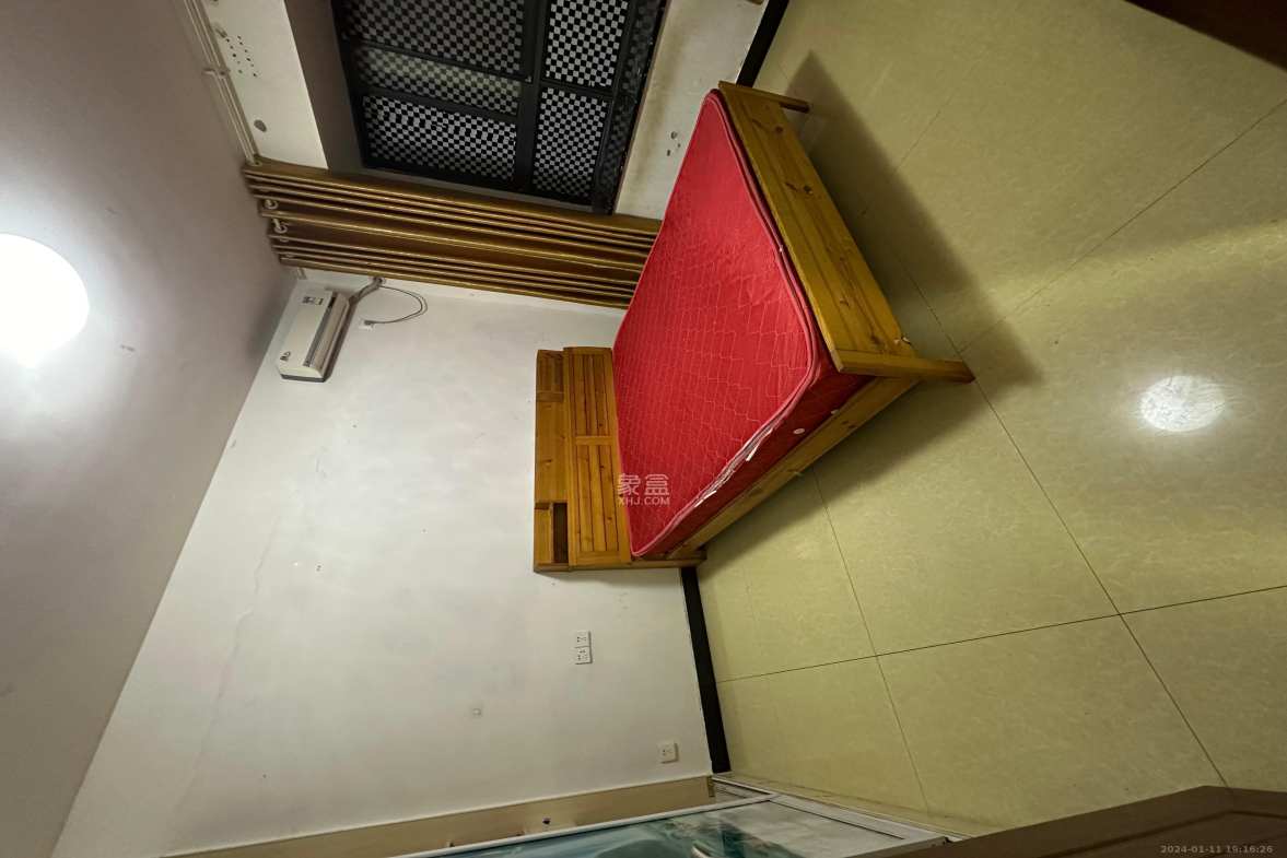 山水嘉园  3室2厅1卫   1500.00元/月室内图