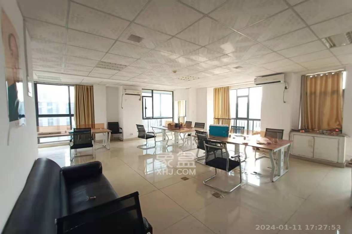 长房时代城 1室1厅1卫 3800.0元/月 长房时代城 1室1厅1卫 3800.0元/月室内图