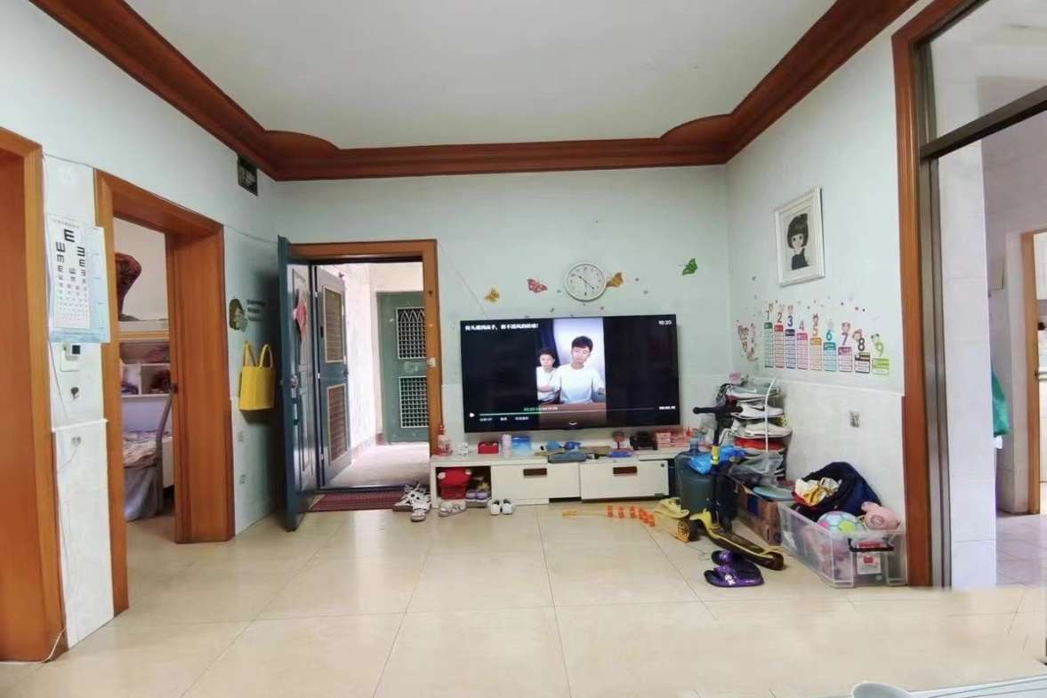 仙人阁  2室1厅1卫    29.8万 仙人阁  2室1厅1卫    29.8万客厅