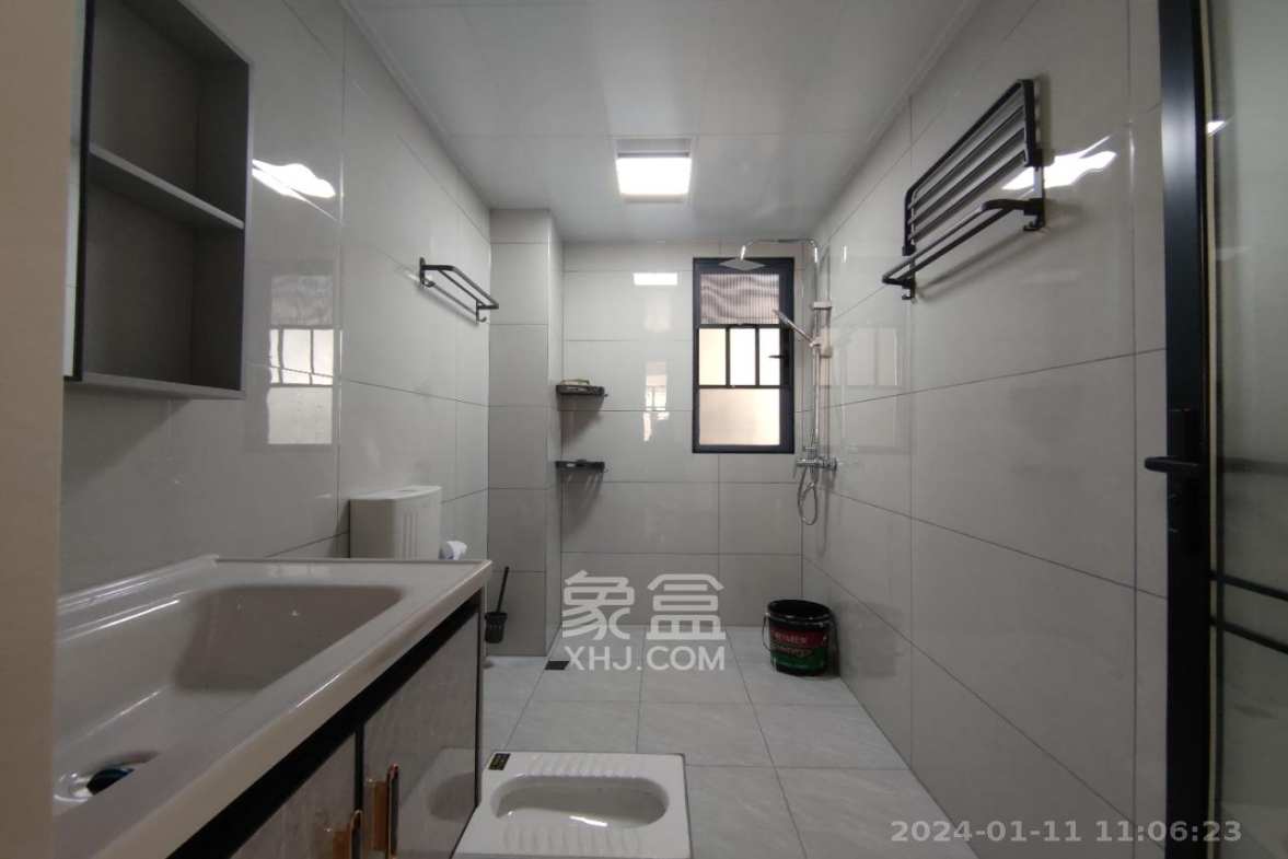 真人桥家园二期  3室2厅2卫    2600.0元/月室内图