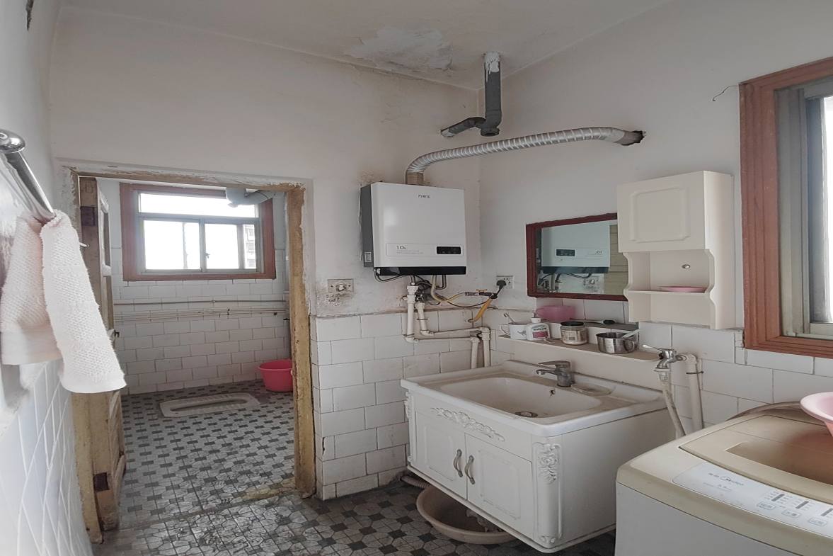 市农机局家属楼  3室2厅1卫    39.8万室内图