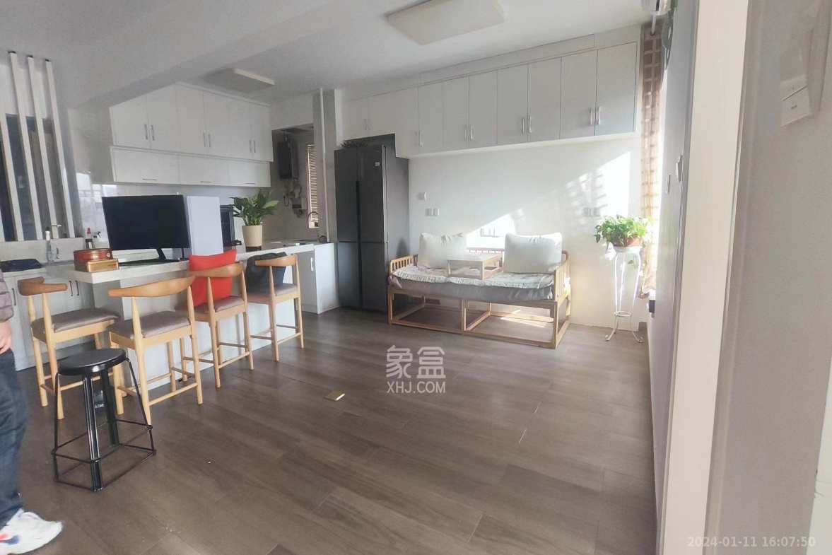 保利城(中航城国际社区、郡原美村)  3室2厅1卫    2500.0元/月 保利城(中航城国际社区、郡原美村)  3室2厅1卫    2500.0元/月室内图