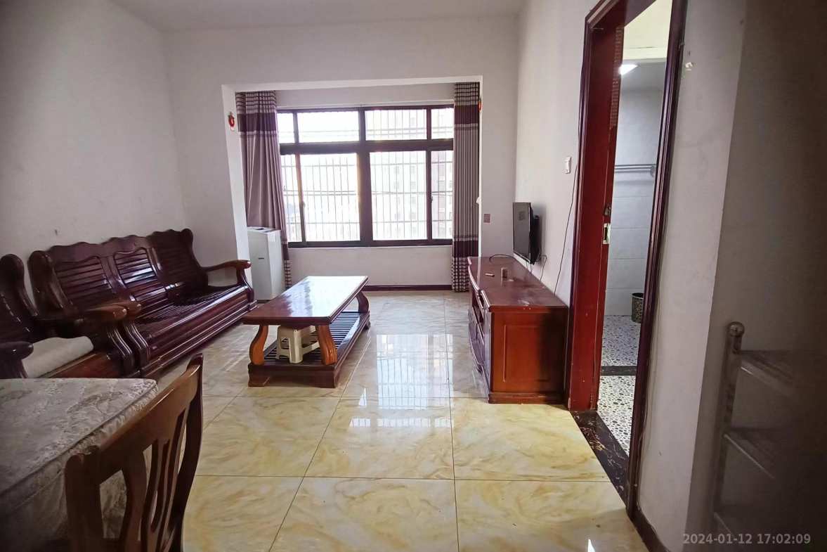 新塘家园安置小区 1室1厅1卫 950.0元/月 新塘家园安置小区 1室1厅1卫 950.0元/月室内图