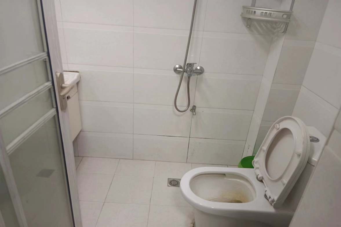 旺佳华府  1室1厅1卫   1100.00元/月室内图
