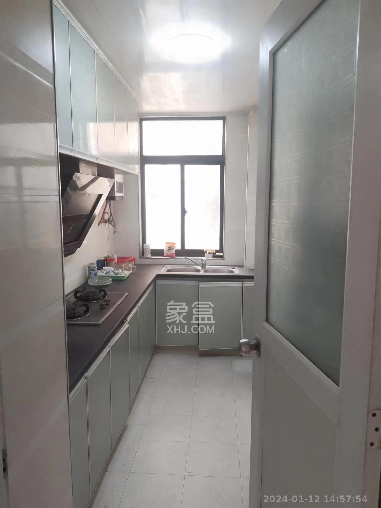 尚玲珑  2室2厅1卫    38.0万