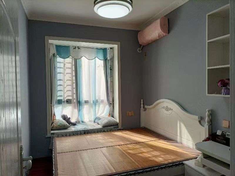 金泉小区 3室2厅2卫 68.8万 金泉小区 3室2厅2卫 68.8万客厅