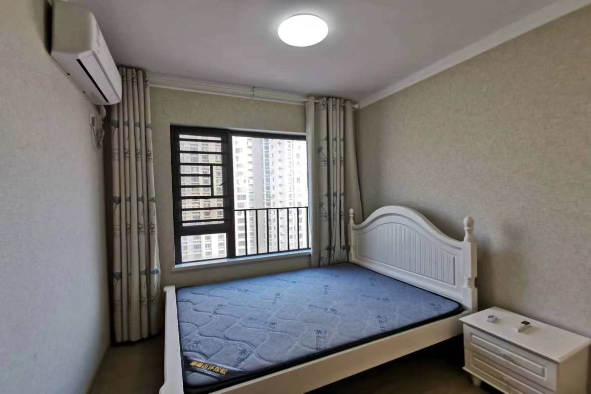 美的梧桐庄园  3室2厅1卫    2200.0元/月 美的梧桐庄园  3室2厅1卫    2200.0元/月室内图