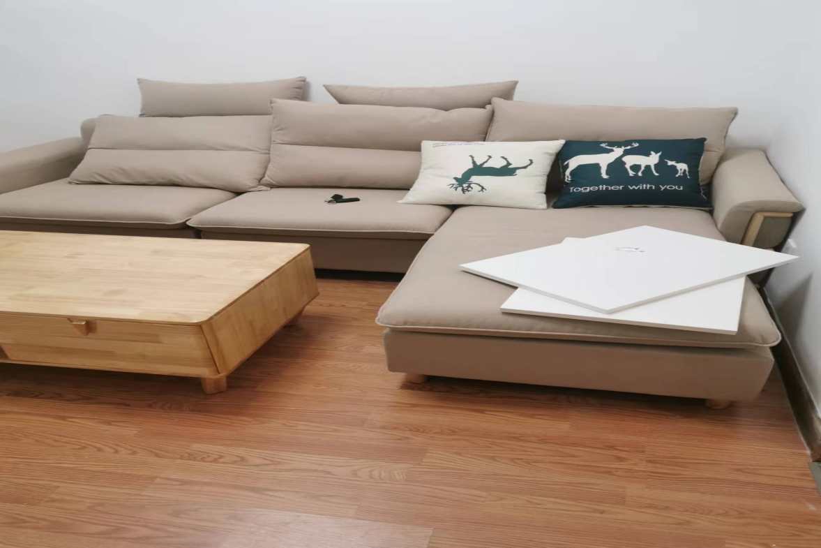 五洲富隆中心 1室1厅1卫 1000.0元/月 五洲富隆中心 1室1厅1卫 1000.0元/月室内图