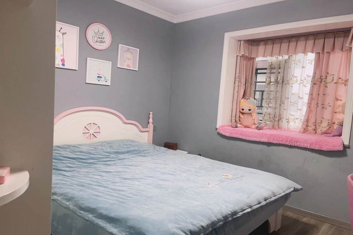 涟水名邸 3室2厅2卫 73.8万 涟水名邸 3室2厅2卫 73.8万客厅