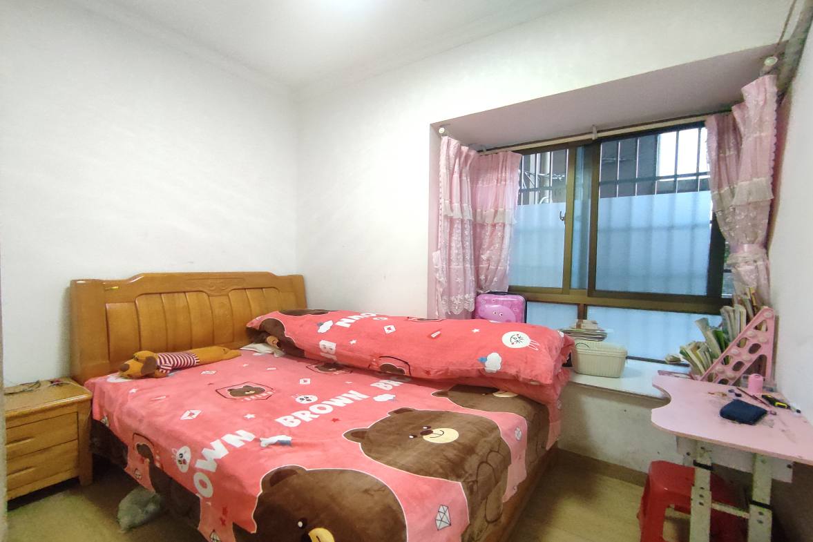 碧桂园  3室2厅2卫   54.00万室内图