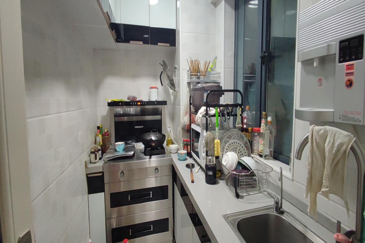 百弘学府城 2室1厅1卫 1300.0元/月 百弘学府城 2室1厅1卫 1300.0元/月室内图