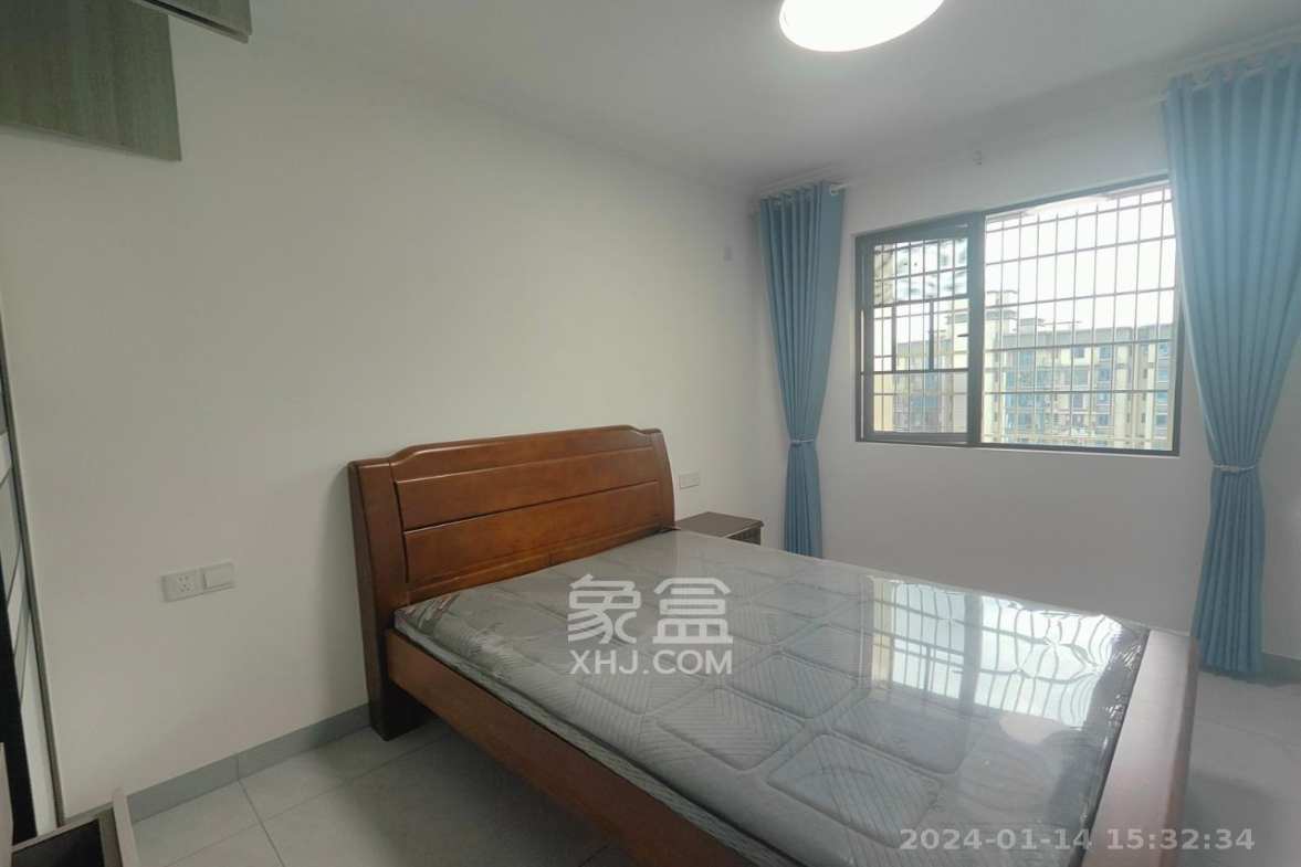 真人桥家园二期  3室2厅2卫    2600.0元/月室内图