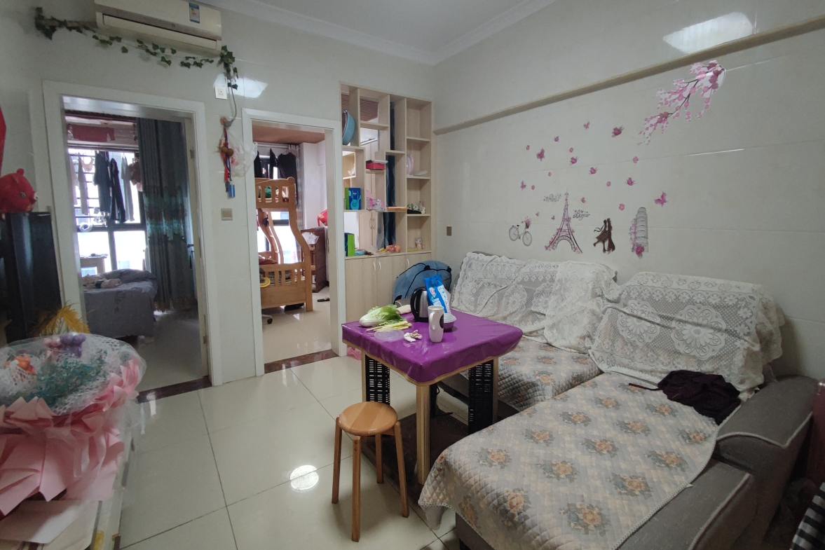 百弘学府城  2室1厅1卫    1300.0元/月室内图1