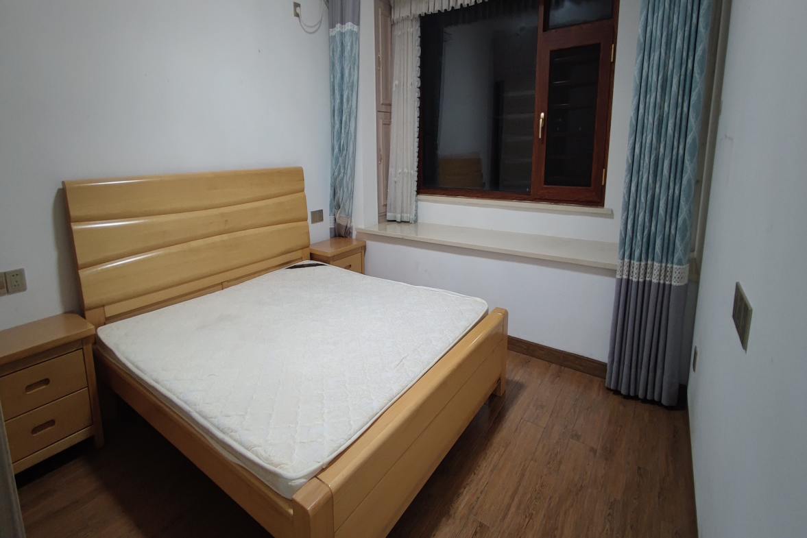 百弘学府城 3室2厅2卫 2000.0元/月 百弘学府城 3室2厅2卫 2000.0元/月室内图