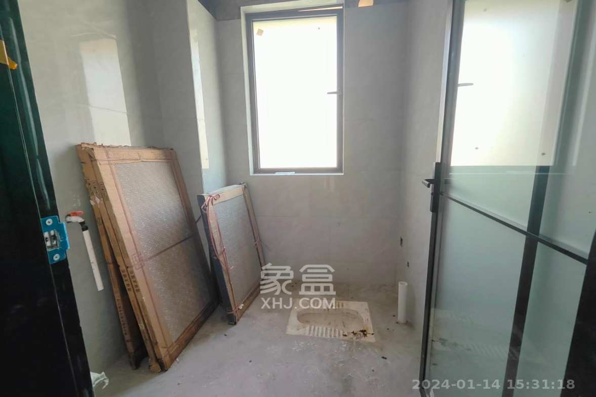 真人桥家园二期 3室2厅2卫 2300.0元/月 真人桥家园二期 3室2厅2卫 2300.0元/月室内图