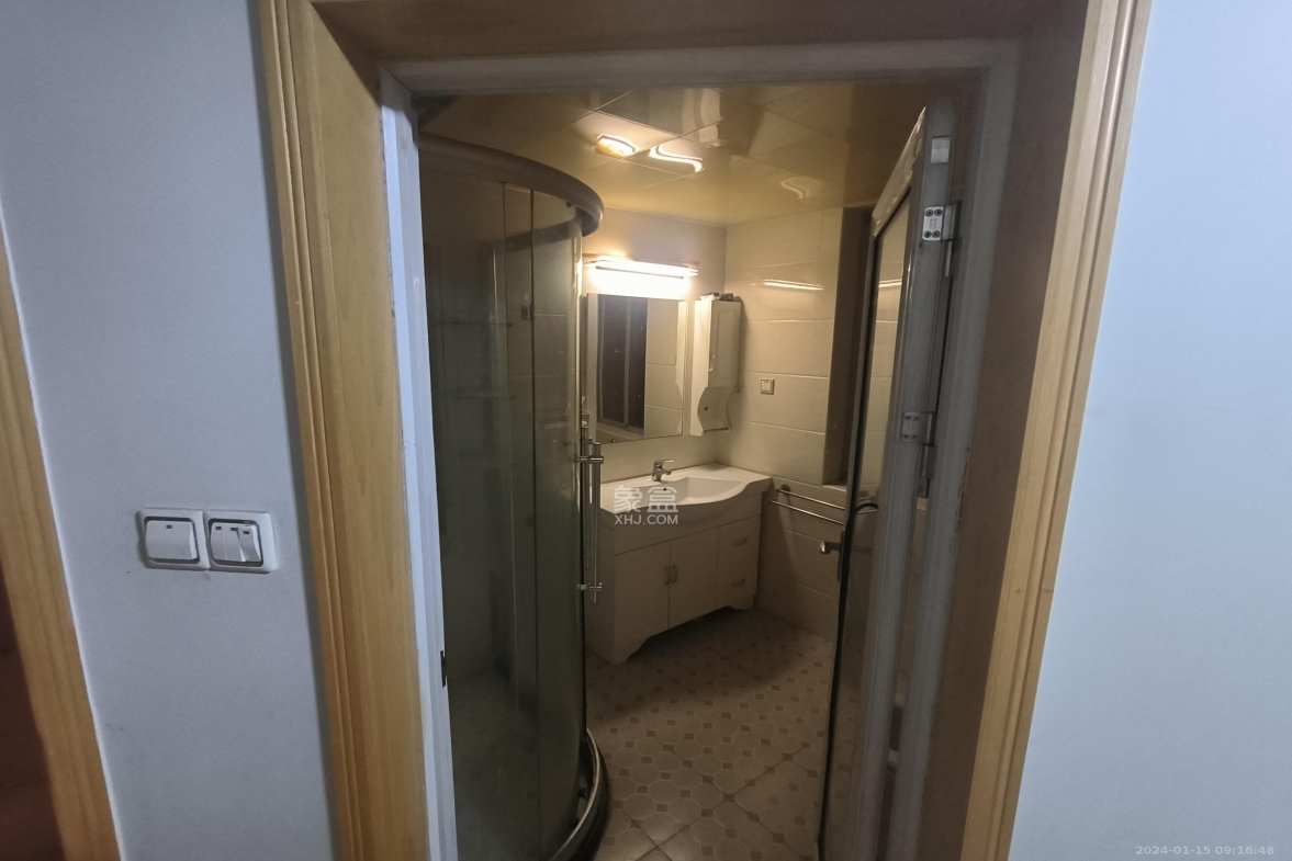 白沙湾嘉园 3室2厅1卫 3000.0元/月 白沙湾嘉园 3室2厅1卫 3000.0元/月室内图