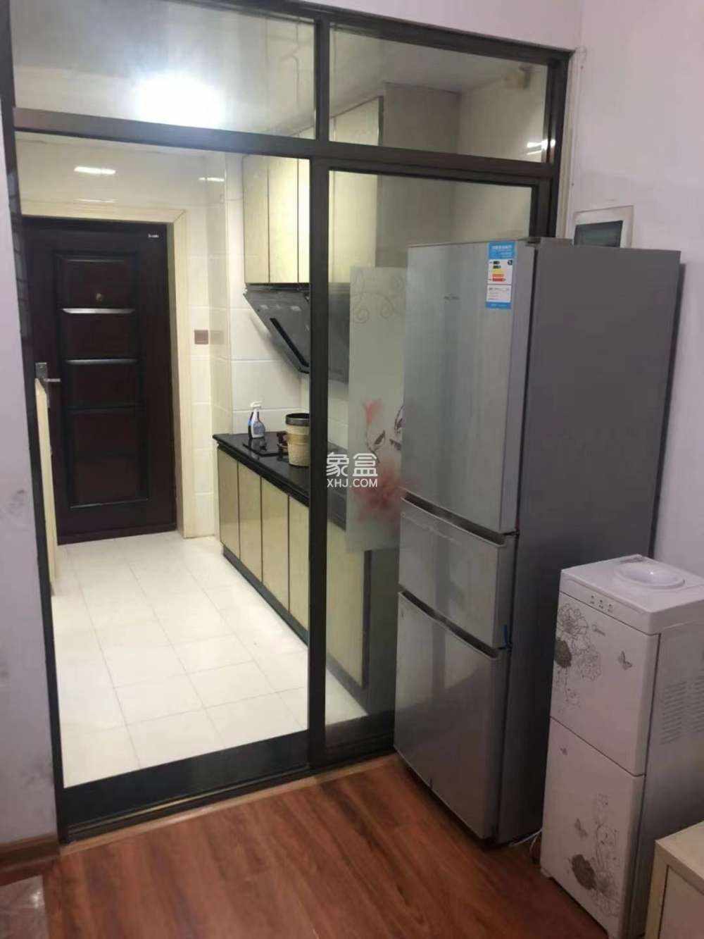 鸿星新天地 1室1厅1卫 1200.0元/月 鸿星新天地 1室1厅1卫 1200.0元/月室内图