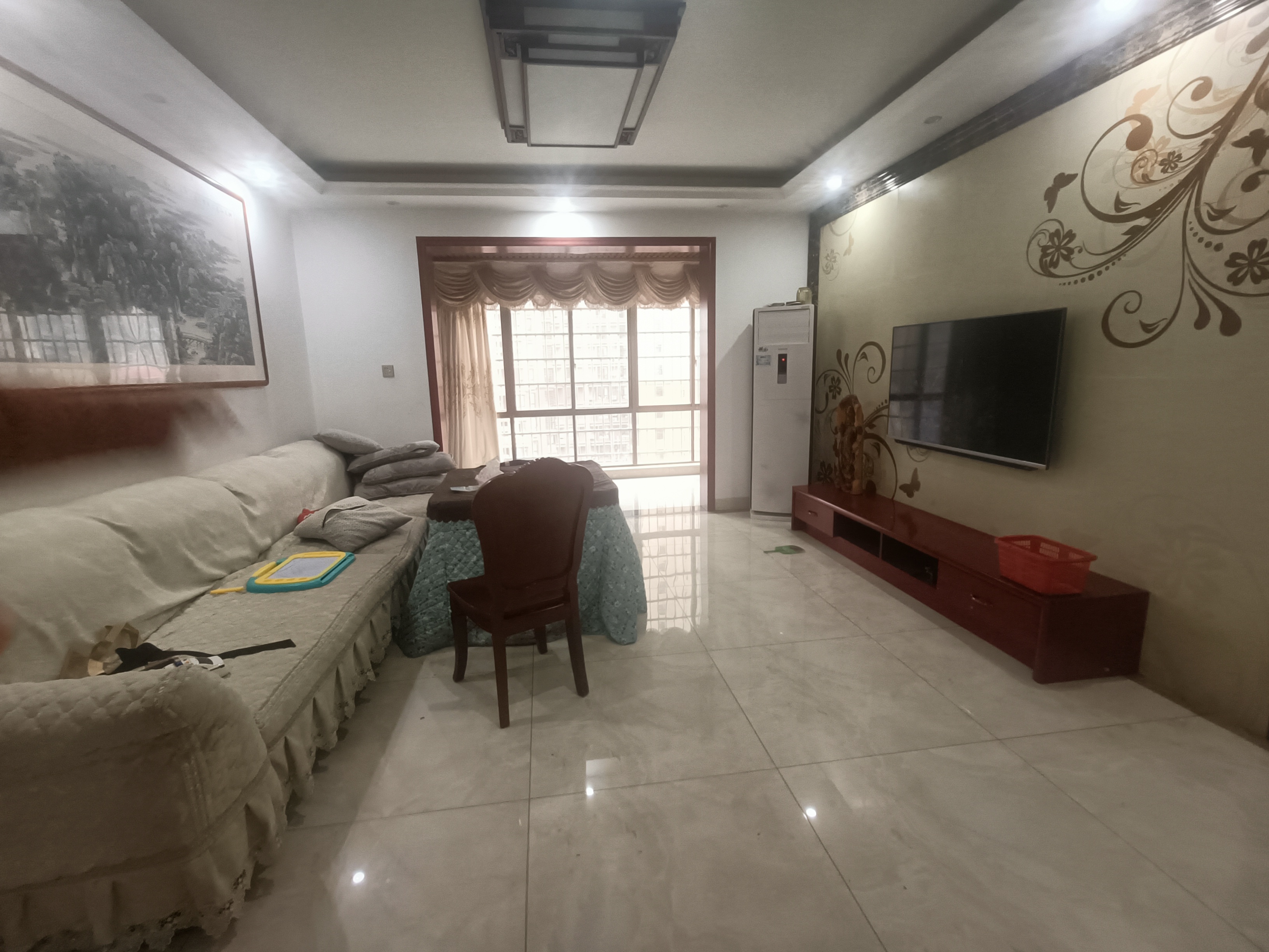 新概念  3室2厅2卫    78.0万