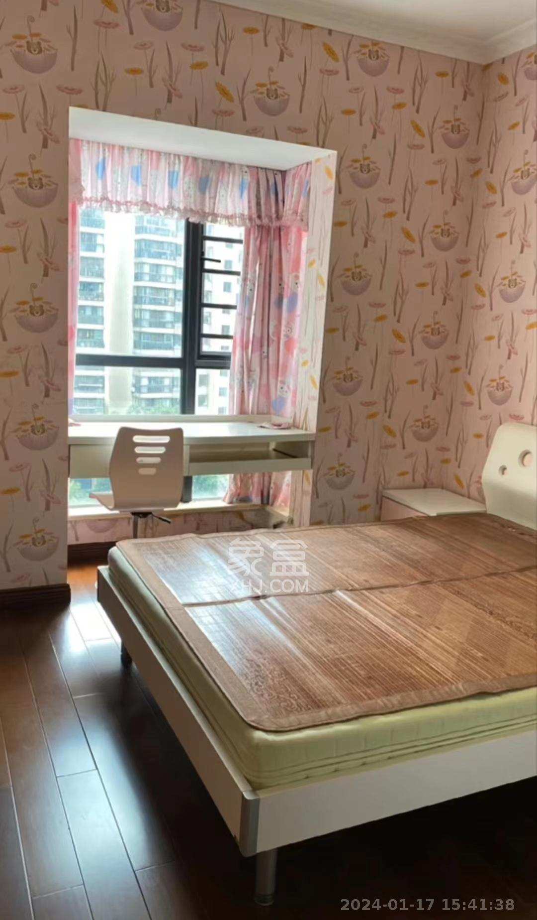 莱茵城  4室2厅2卫   3000.00元/月室内图