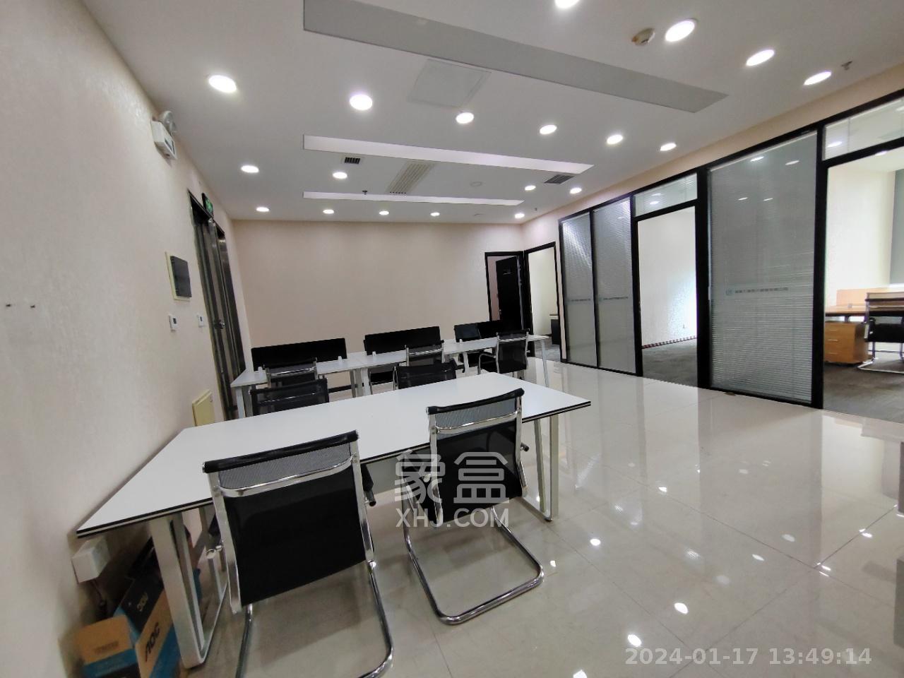 保利国际广场   165.0㎡      13600.0元/月室内图