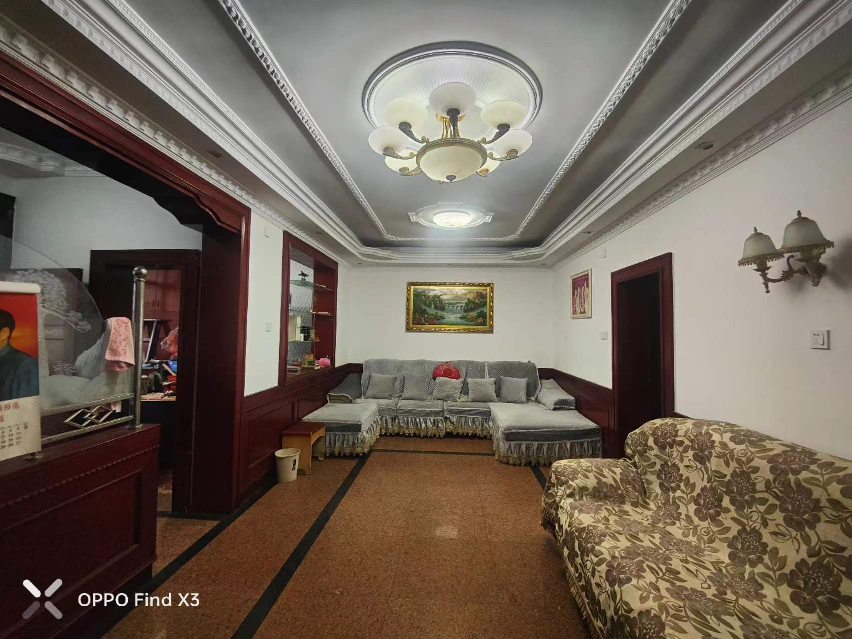 长井小区  5室2厅2卫    56.8万