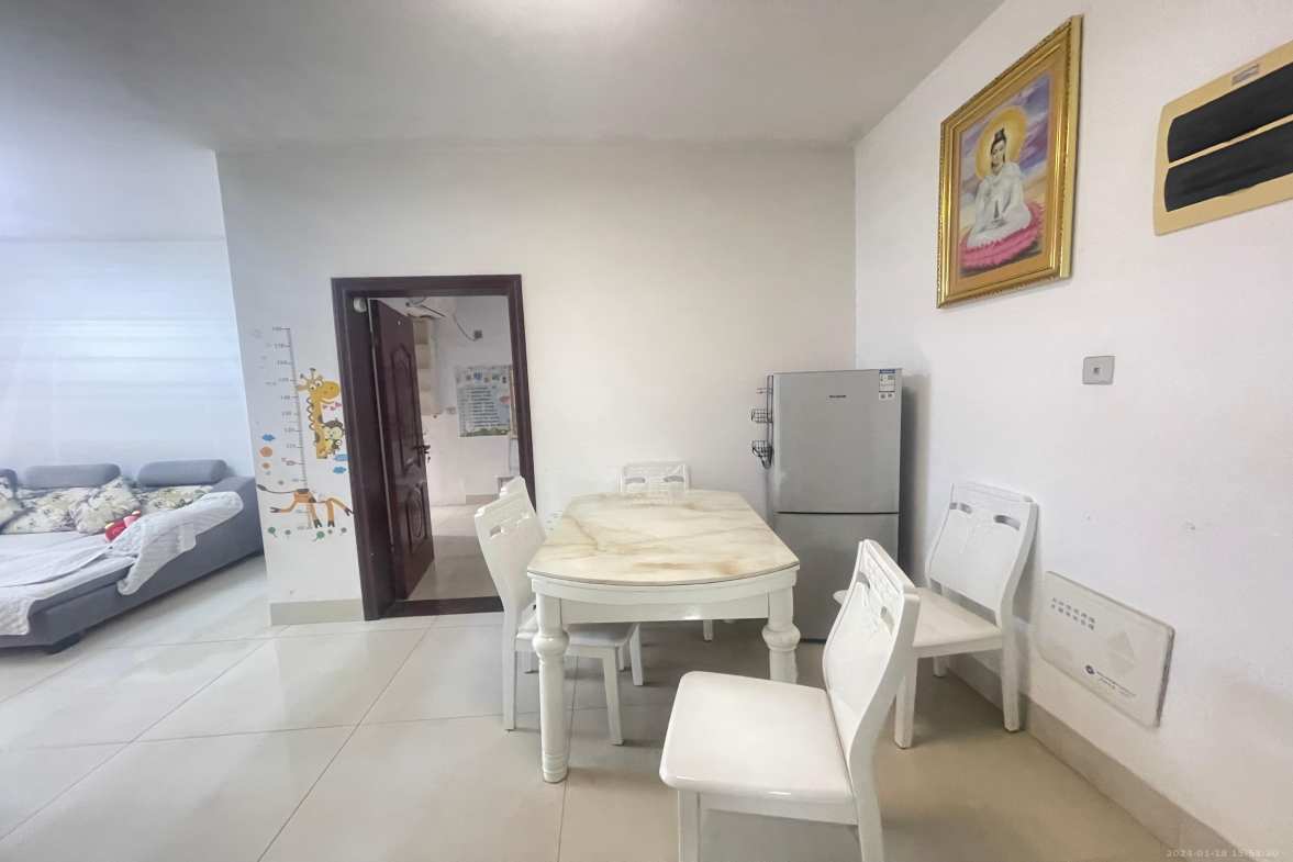 福鑫南郡 2室2厅1卫 1500.0元/月 福鑫南郡 2室2厅1卫 1500.0元/月室内图