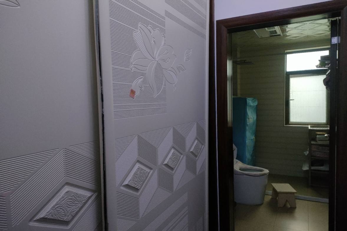 龙洲馨苑  3室2厅2卫   72.00万室内图