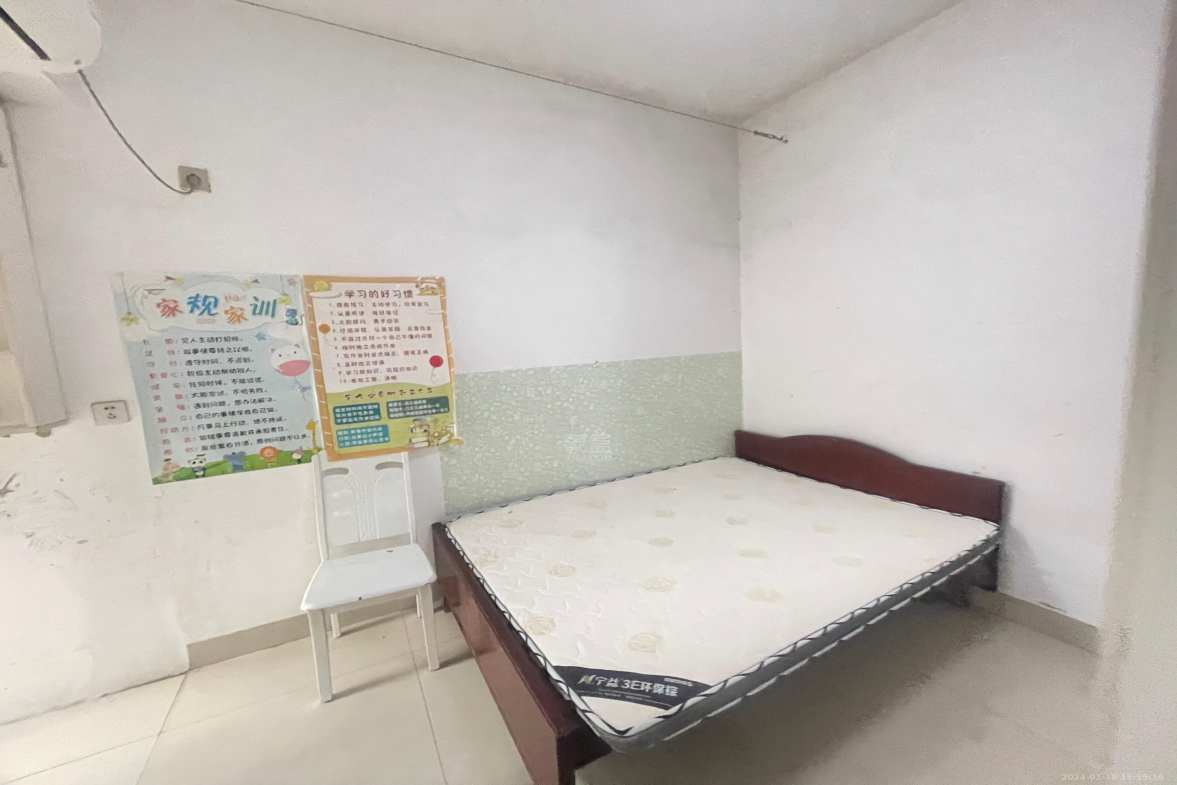 福鑫南郡 2室2厅1卫 1500.0元/月 福鑫南郡 2室2厅1卫 1500.0元/月室内图