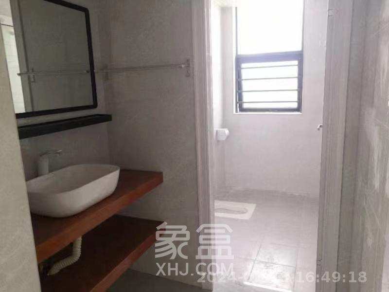 中建麓山和苑  3室2厅1卫   2300.00元/月室内图