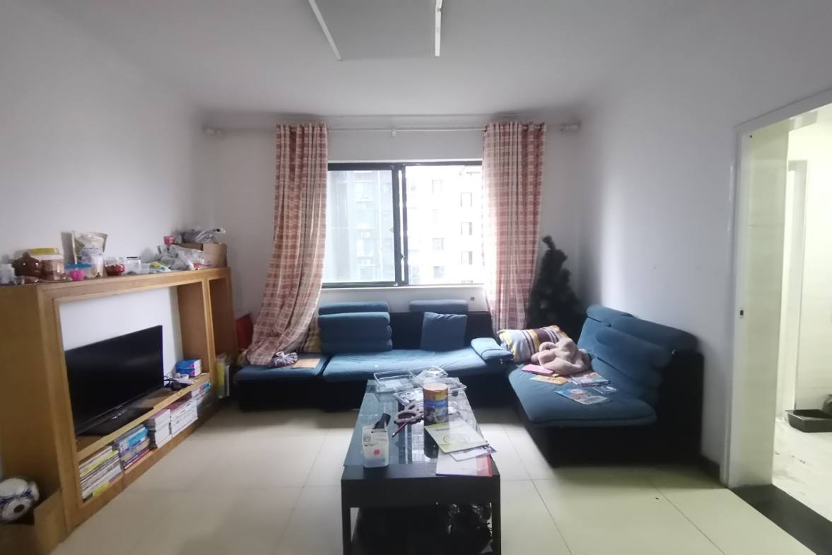旺佳华府  2室2厅1卫   1400.00元/月室内图