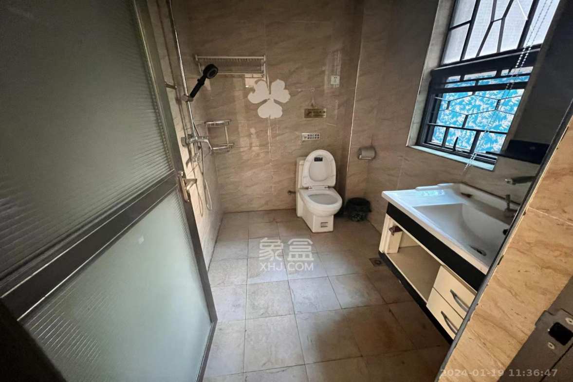 云栖谷 4室2厅2卫 2400.0元/月 云栖谷 4室2厅2卫 2400.0元/月室内图