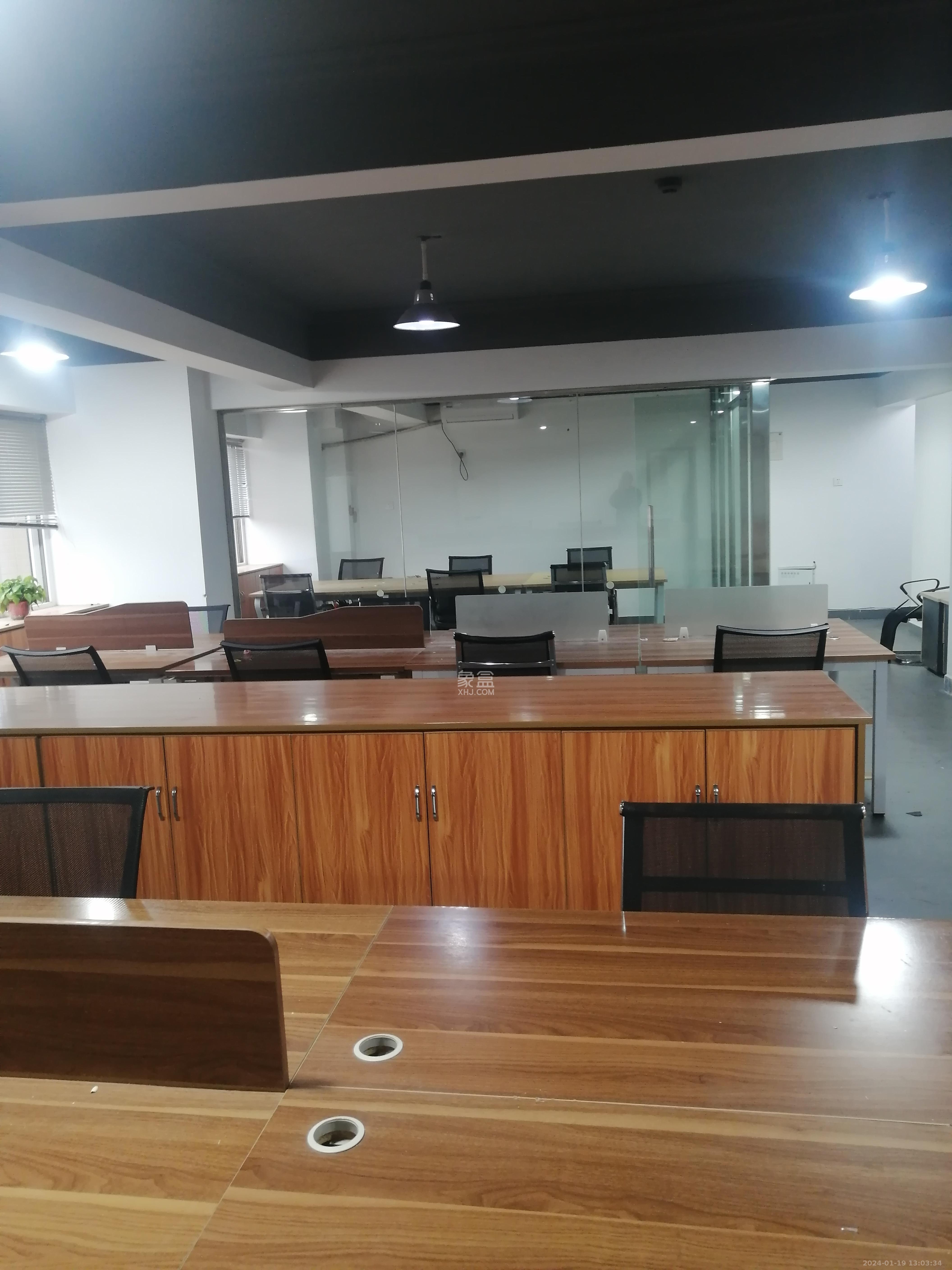 长城雅苑   44.84㎡      9600.0元/月室内图