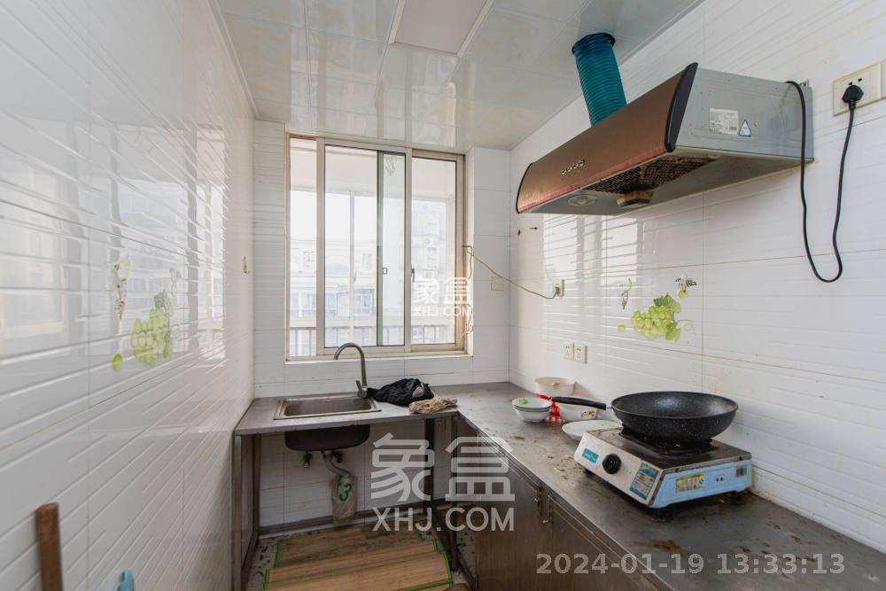 城市山水豪园(山水城市风景) 3室2厅1卫 2400.0元/月 城市山水豪园(山水城市风景) 3室2厅1卫 2400.0元/月室内图