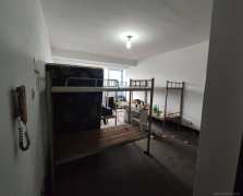 翡翠林居  3室2厅1卫   1600.00元/月