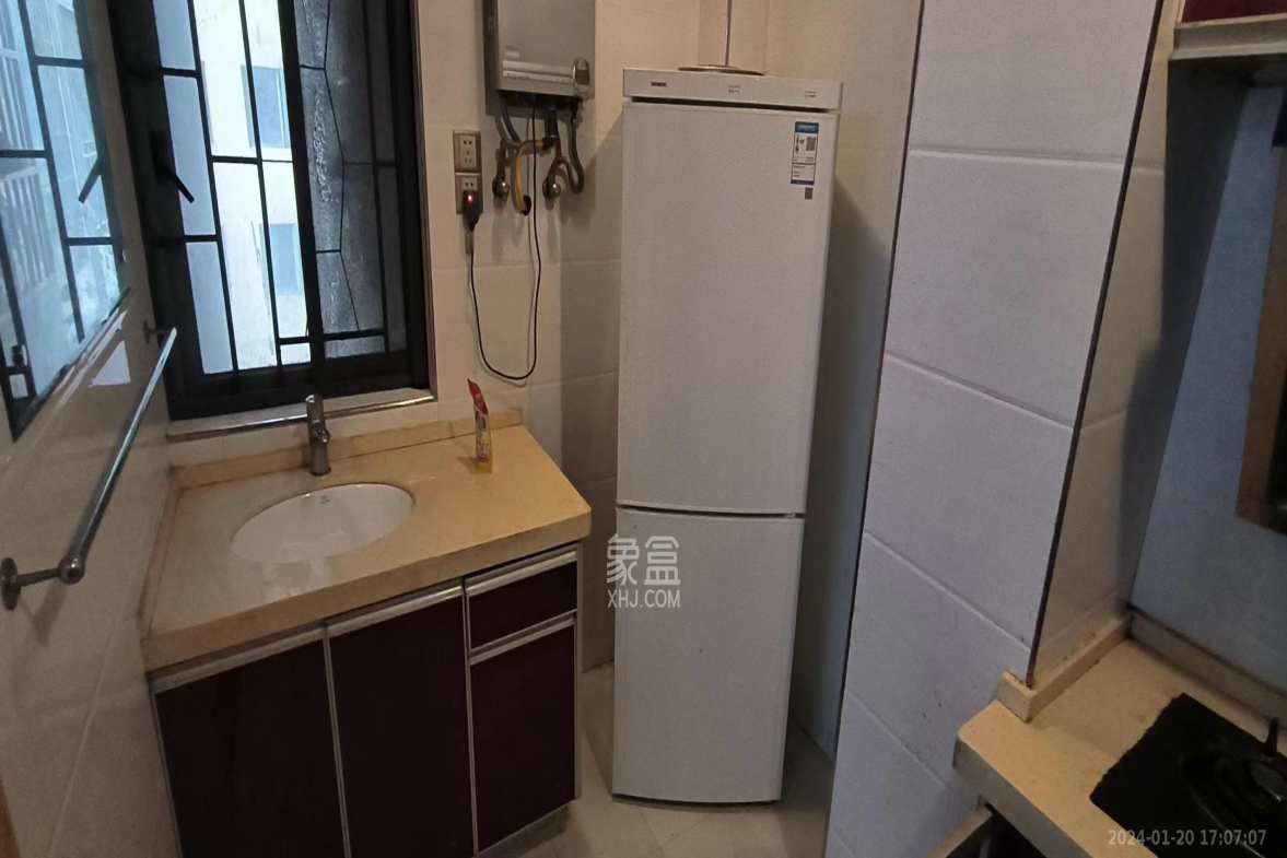月畔湾  2室2厅1卫    2500.0元/月室内图