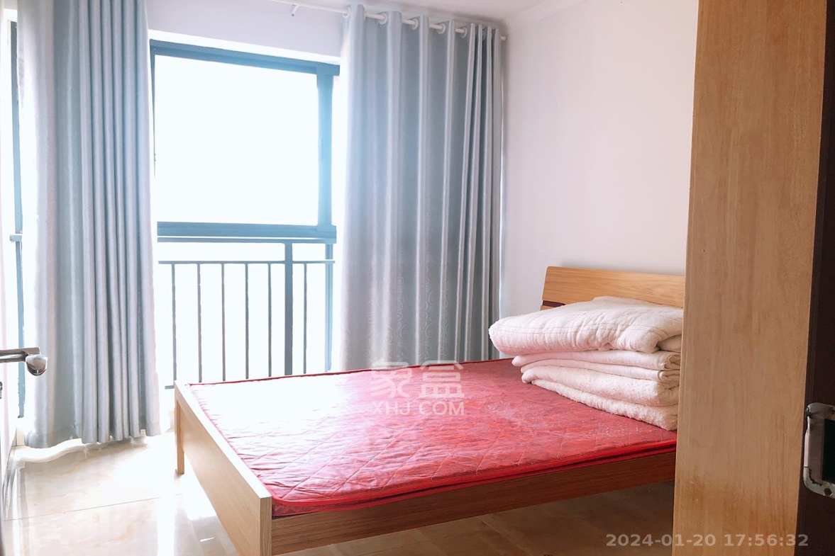 山水嘉园  4室2厅1卫    2400.0元/月室内图