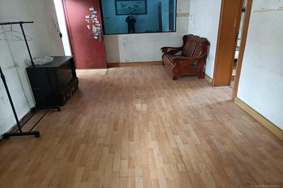 湖南省茶叶公司宿舍（朝阳巷）  3室2厅1卫    2500.0元/月室内图1