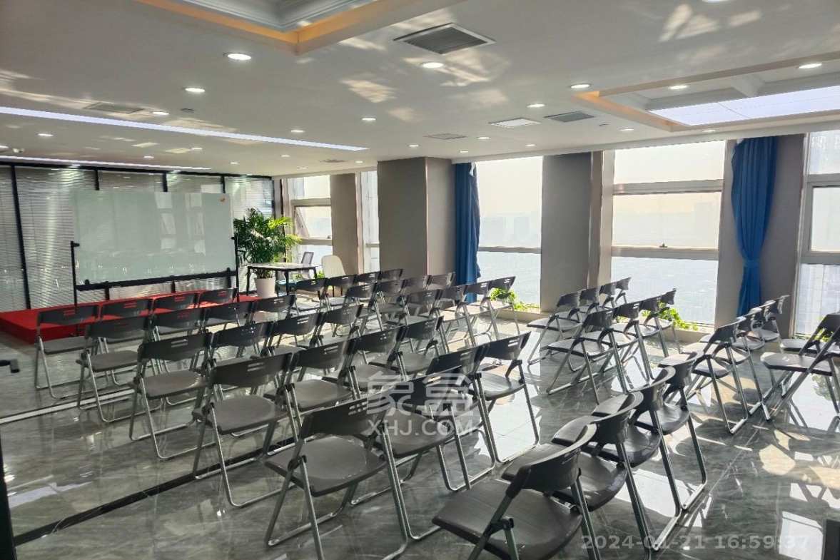 宇成朝阳广场  0室0厅0卫    36000.0元/月 宇成朝阳广场  0室0厅0卫    36000.0元/月室内图