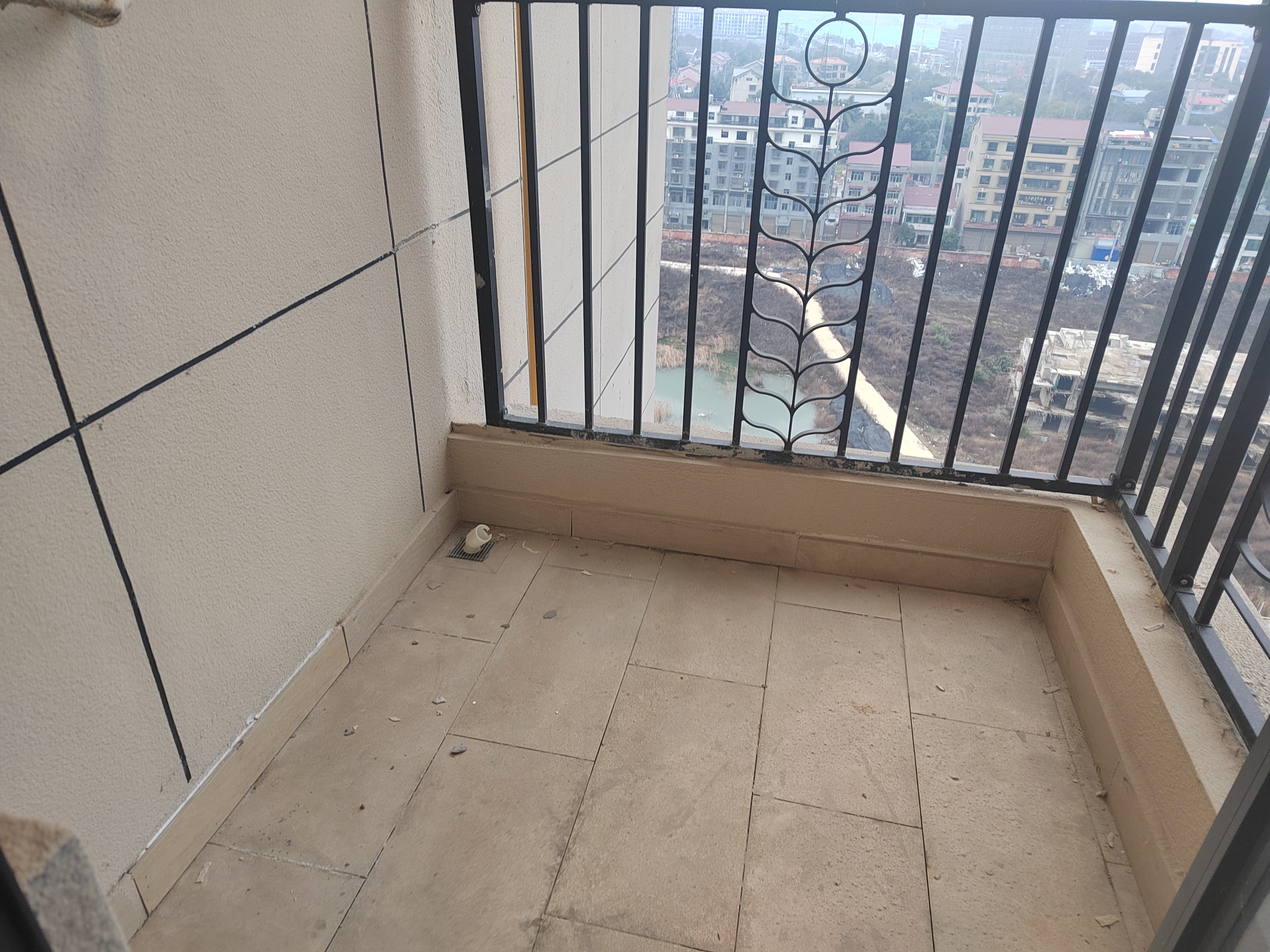 恒大名都  4室2厅1卫    88.0万