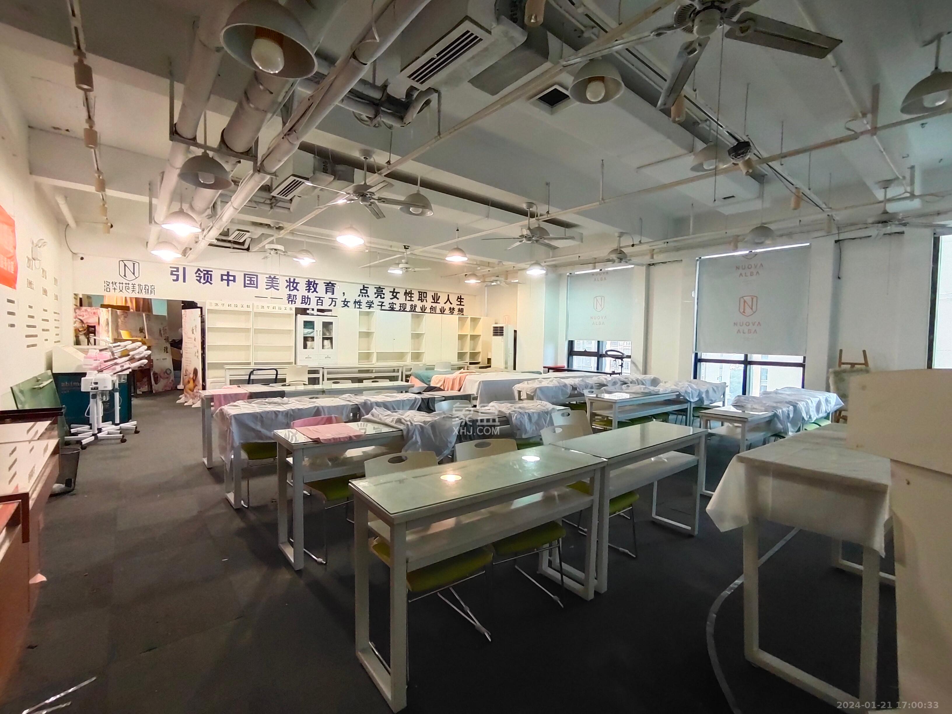 金科时代中心   185.36㎡      9500.0元/月室内图